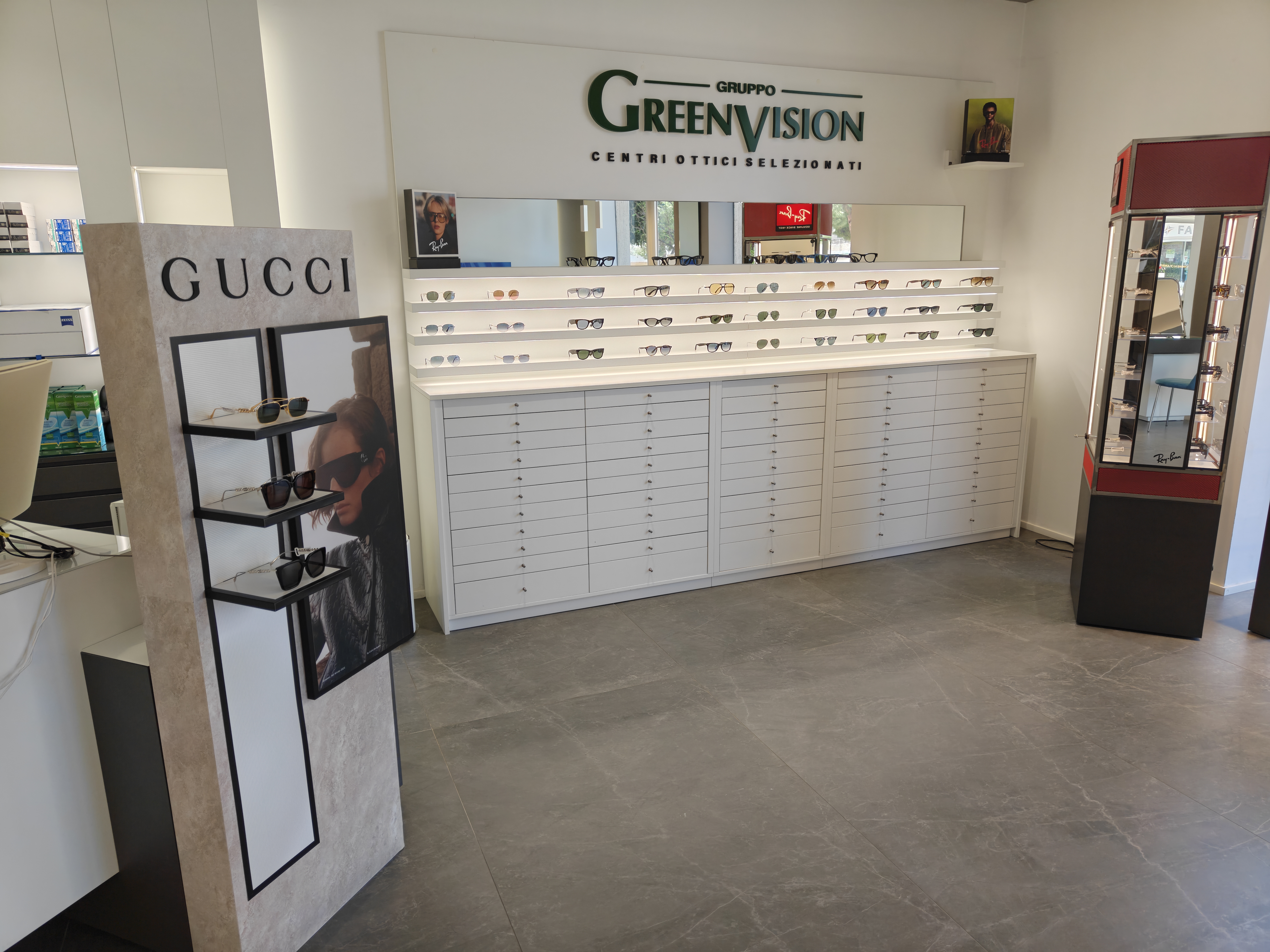 Sala principale del negozio, consorziati GreenVision